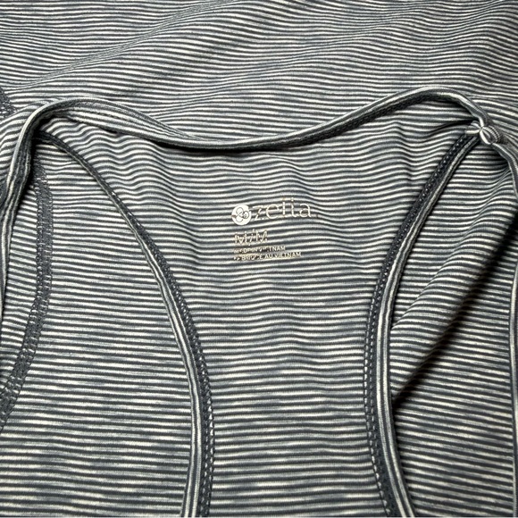 Zella Gray Racerback Tank Top - Picture 3 of 5